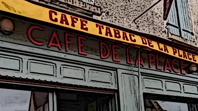 façade du café de la place